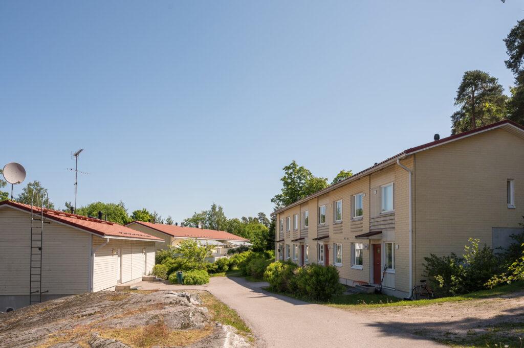 Kuvassa on VAV:n vuokra-asunto Vantaanlaaksossa osoitteessa Kauppalaivurintie 10 