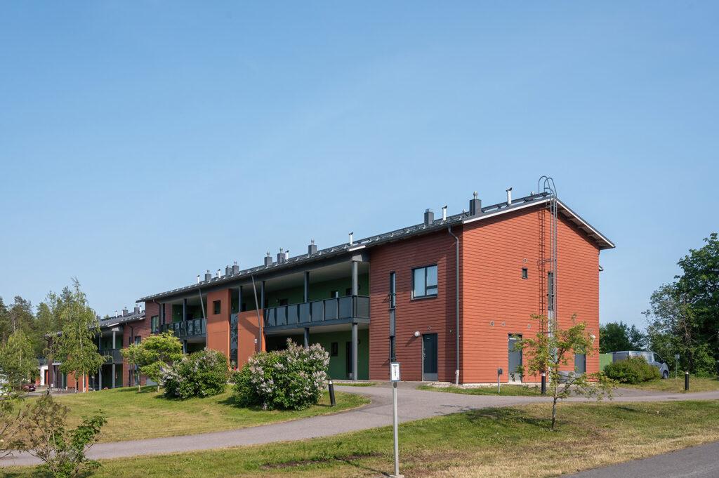 Kuvassa on VAV:n vuokra-asunto Vaaralassa osoitteessa Rajatie 5
